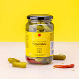 Triana Olivas Spicy Gherkins Pepinillos picantes